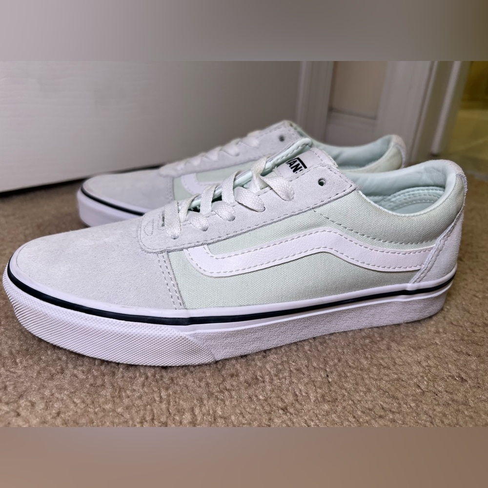 Vans Old Skool Women’s Ward Mint Green and Suede Sneakers size 7